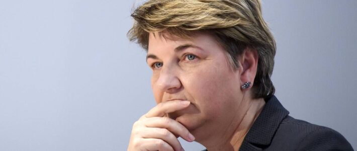 CH: Nun kommt die Bewährungsprobe: Meistert Viola Amherd auch die Kampfjet-Abstimmung?